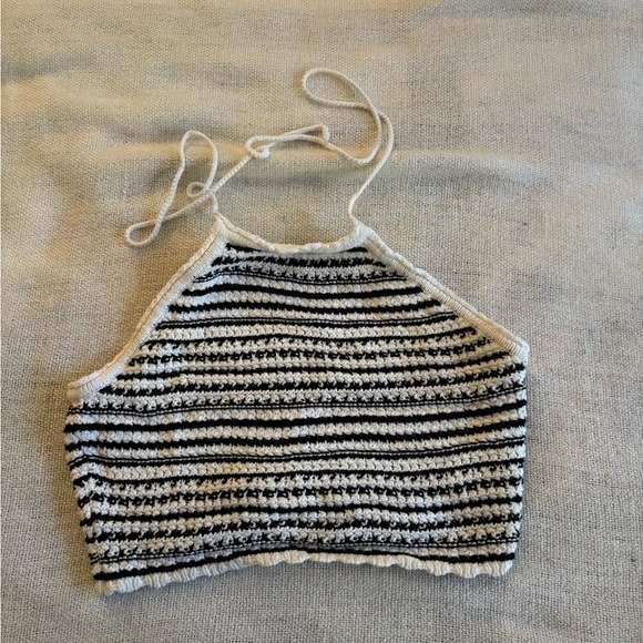 Cropped Knit Halter Top - Picture 1 of 3